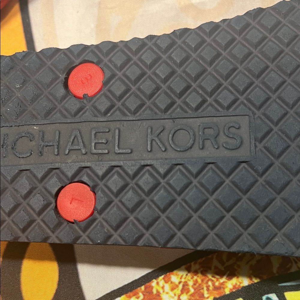 Michael Kors Red and Black Logo Flip Flops - Size 8 - Picture 8 of 9